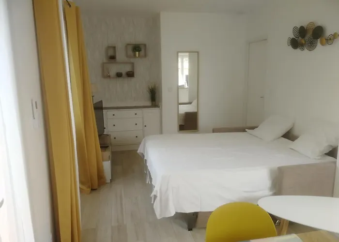 Le Beau Site By Beds83 Fréjus